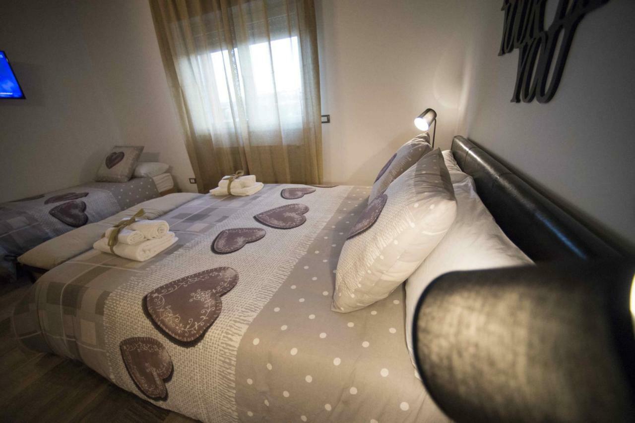 Cristiano Hotel Козенца Екстериор снимка